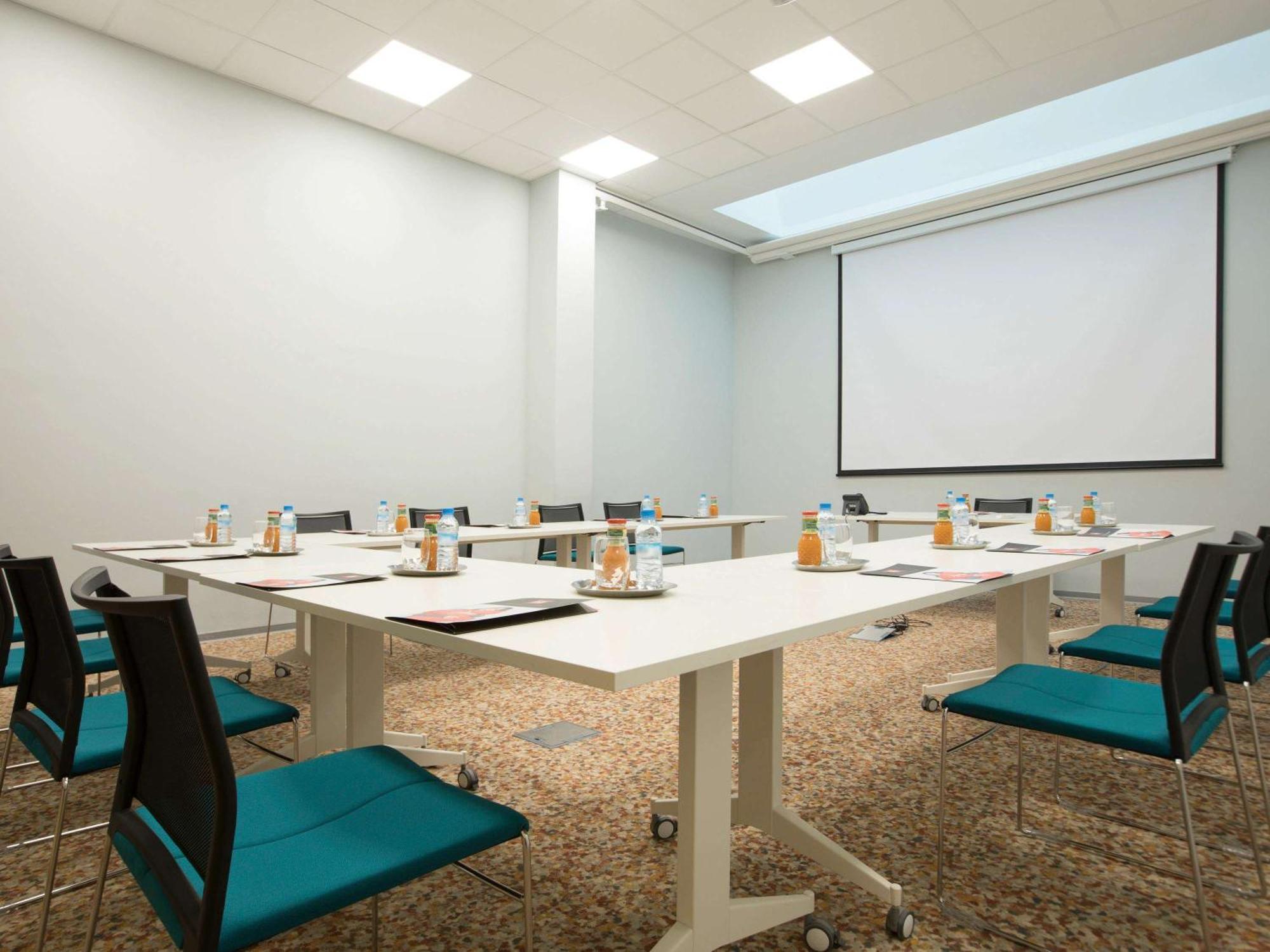 Ibis Abdelmoumen Casa Centre Ξενοδοχείο Καζαμπλάνκα Εξωτερικό φωτογραφία
